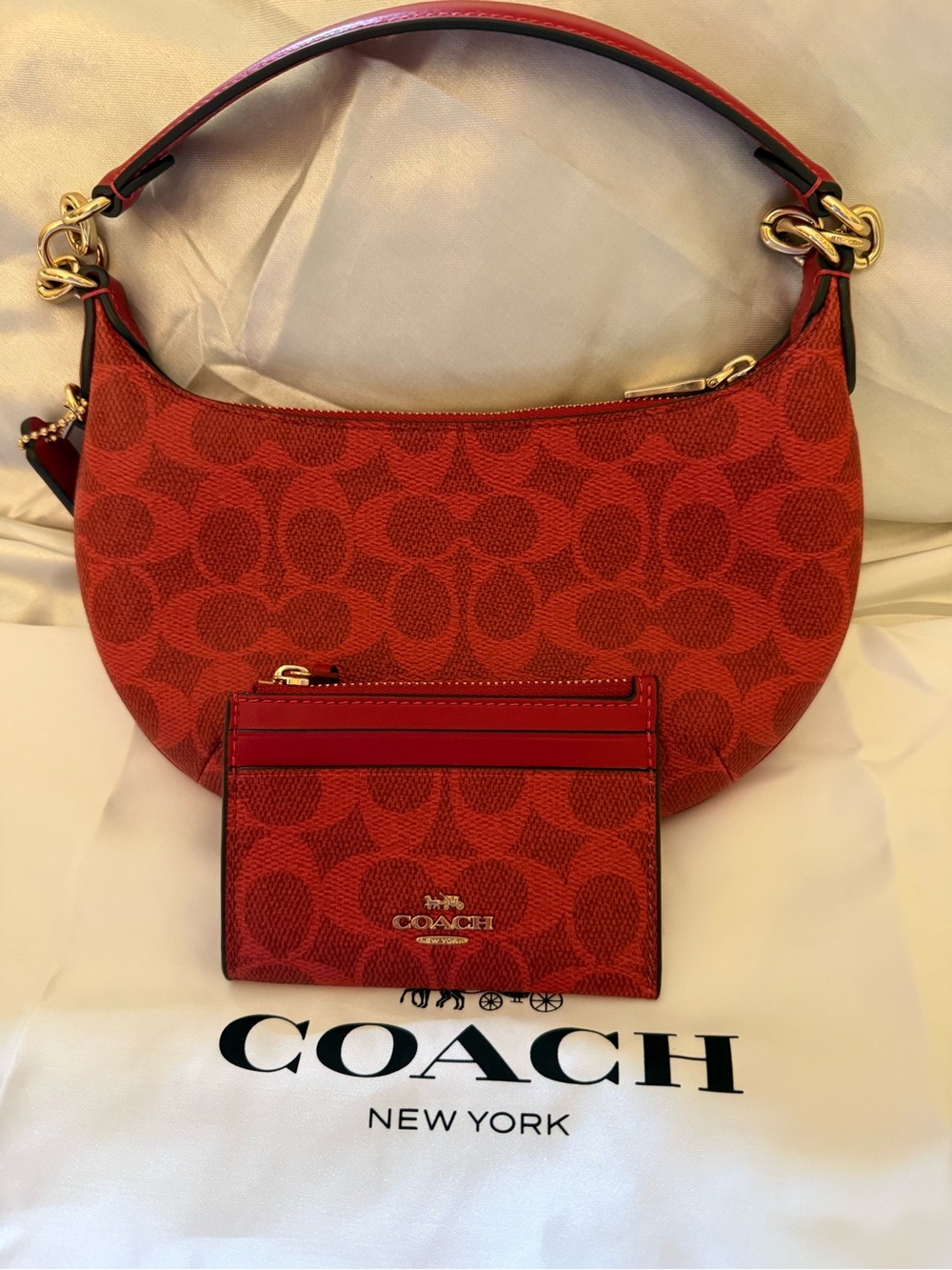 ♥️Coach NWT Crimson Red Signature Canvas Mini Payton Bag / Matching Card Case - Picture 2 of 9